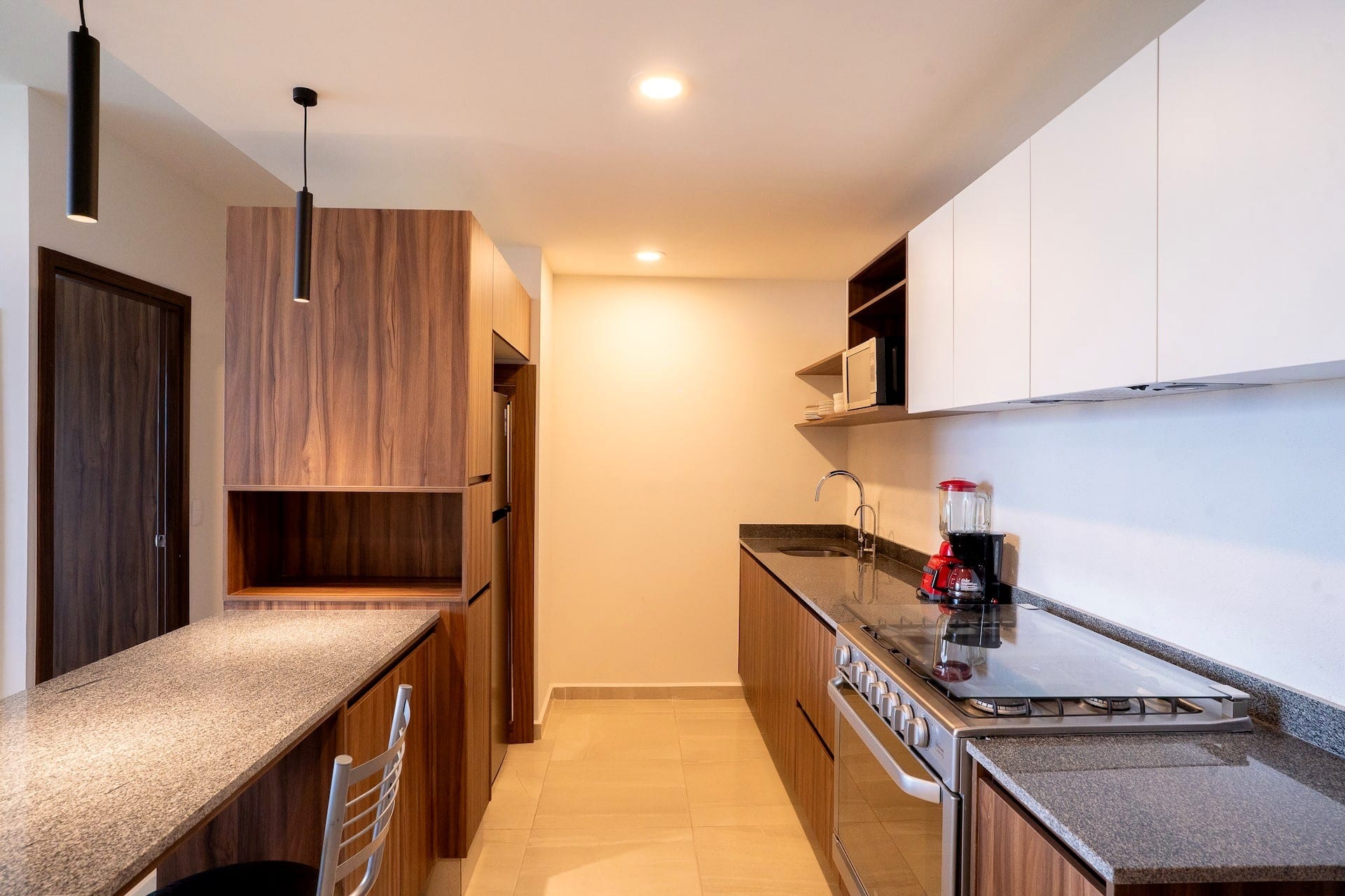 Anuva 1010 — Cocina
