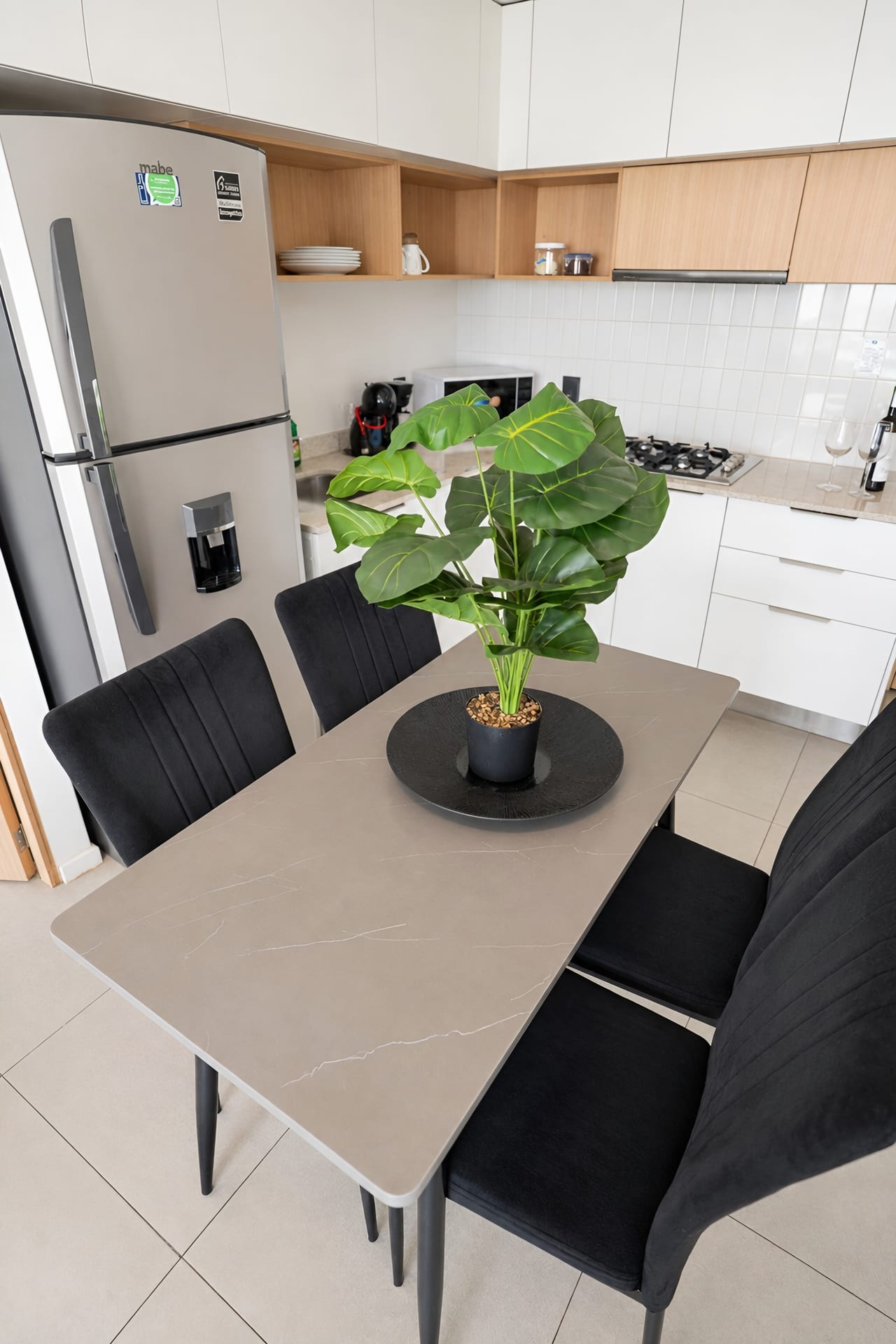 Livify 706 — Comedor