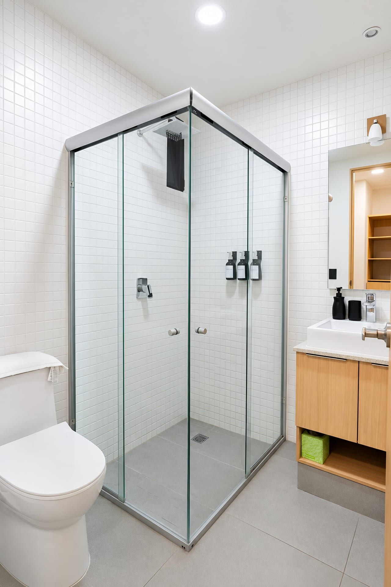 Livify 808 — Baño