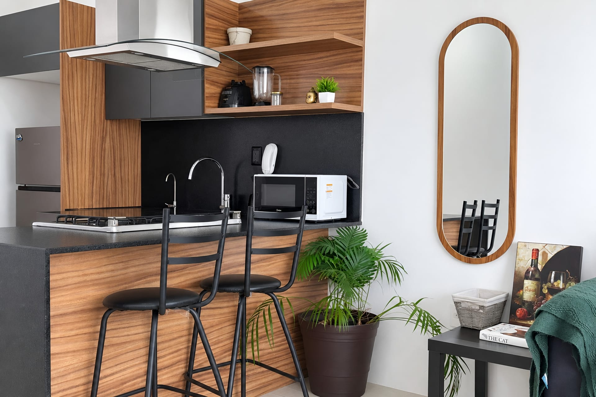 Ramos Millán 301 — Cocina