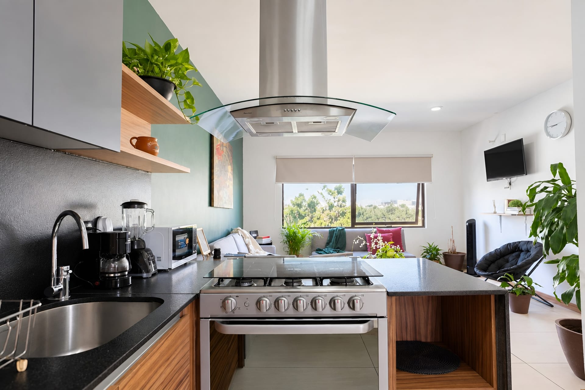 Ramos Millán 401 — Cocina
